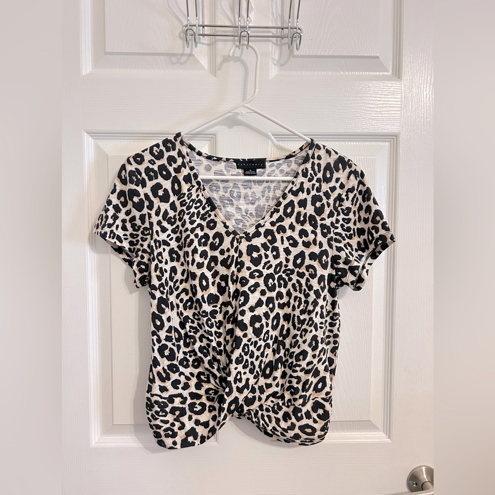 Very cute slightly cropped twist front cheetah print top from Nordstrom Rack!